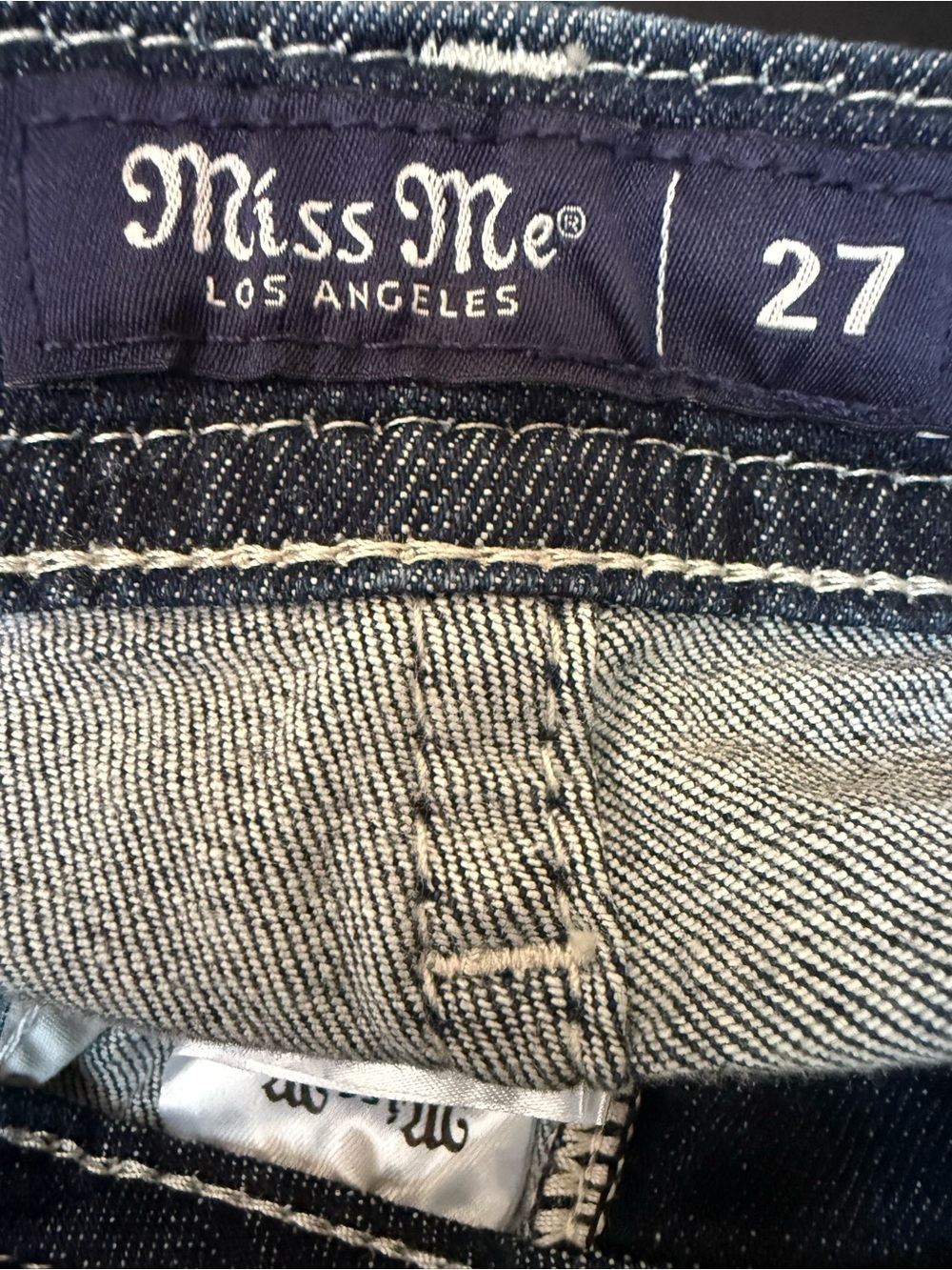 NWT Miss Me mid rise boot jeans w cntrst stitch/high design pockets retail $118 - Picture 5 of 14